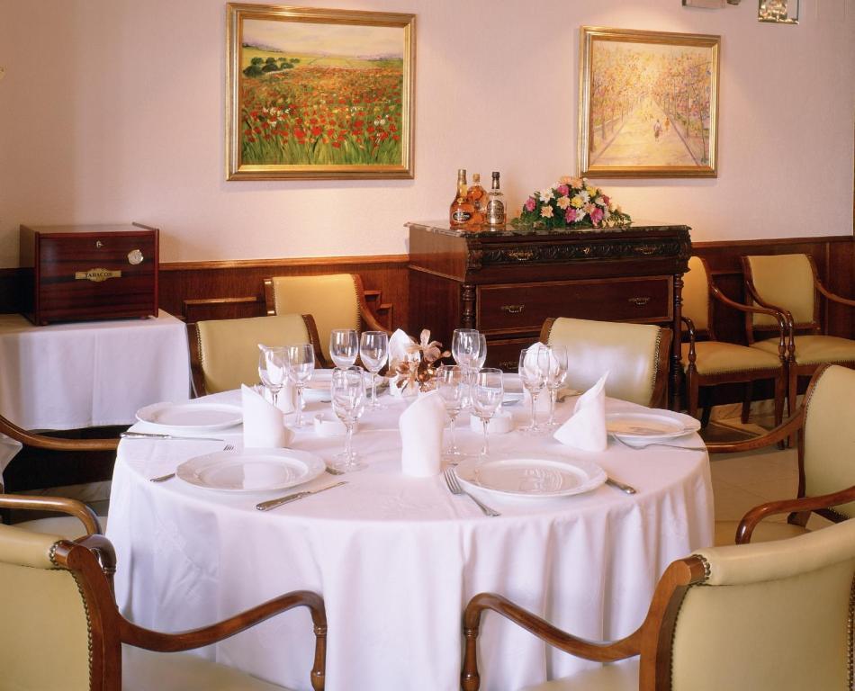 Hotel Chane La Puebla De Alfinden Eksteriør billede